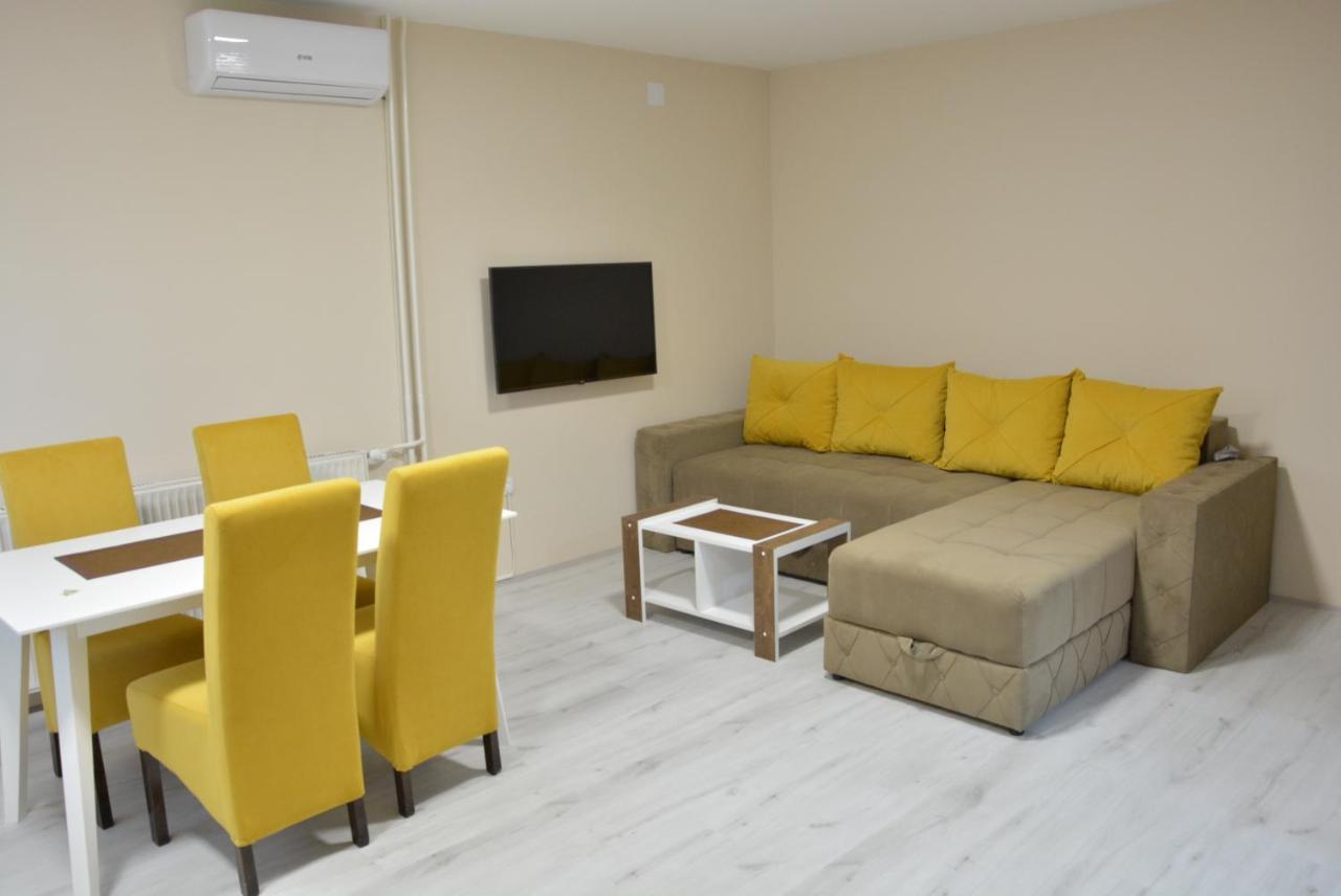 Garden Apartmani ยาโกดินา ภายนอก รูปภาพ