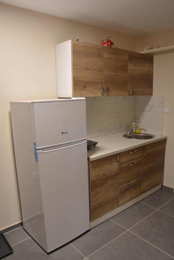 Garden Apartmani ยาโกดินา ภายนอก รูปภาพ